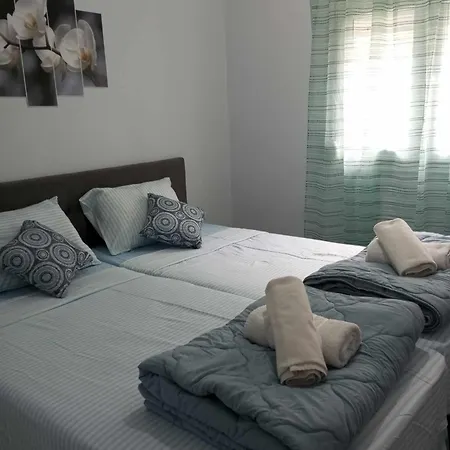 بيت للعطل Aniel's Cosy House *